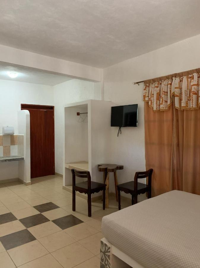 בקאלאר Hotel Szapot מראה חיצוני תמונה