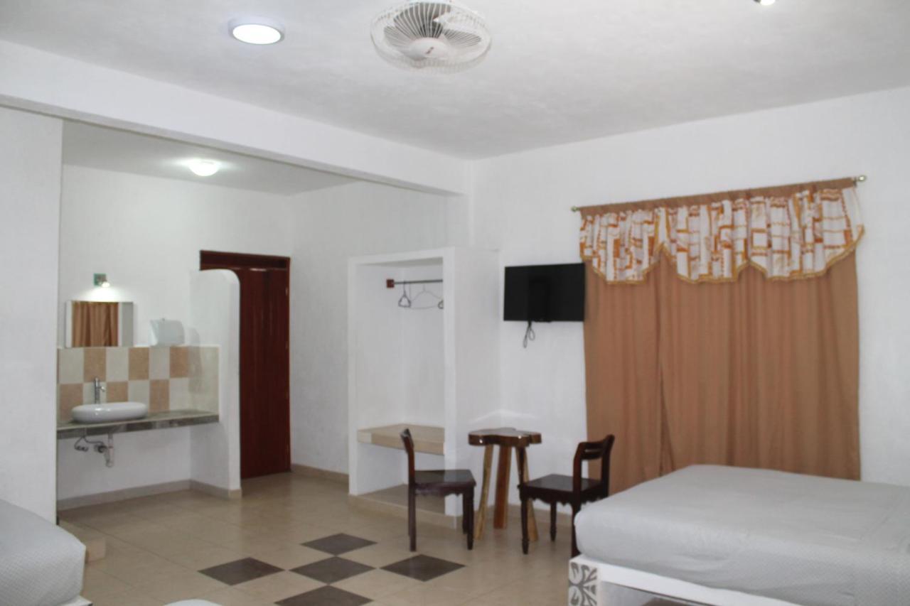 בקאלאר Hotel Szapot מראה חיצוני תמונה